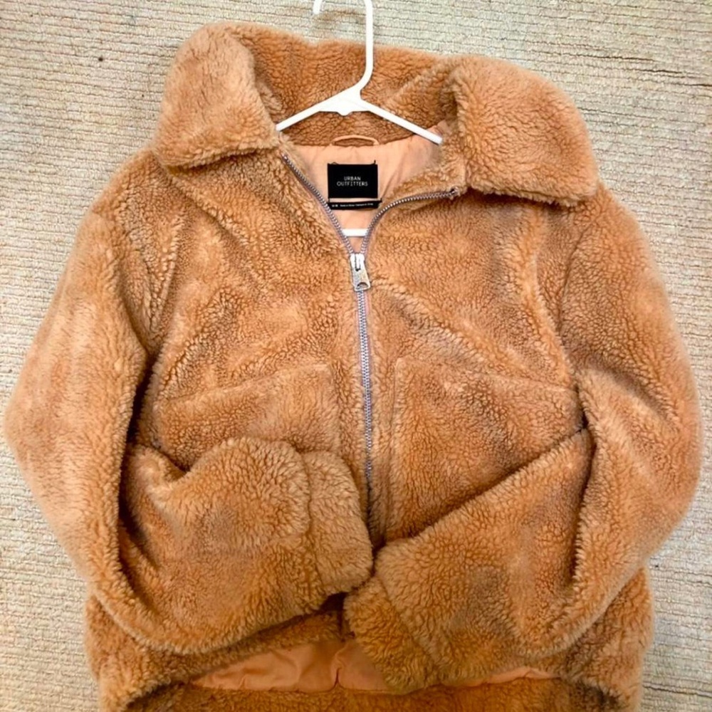 URBAN OUTFITTERS TAN TEDDY JACKET